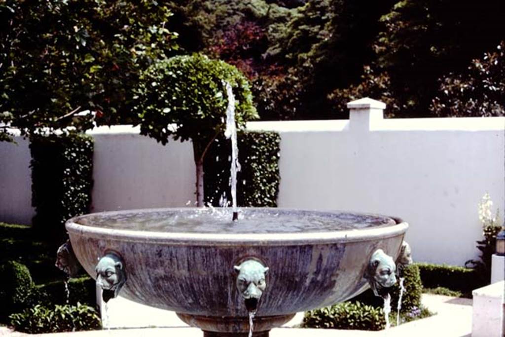 Getty Villa, Malibu, Spring 1982. Reproduction fountain. Photo by Stanley A. Jashemski.
Source: The Wilhelmina and Stanley A. Jashemski archive in the University of Maryland Library, Special Collections (See collection page) and made available under the Creative Commons Attribution-Non Commercial License v.4. See Licence and use details.
J80f0396